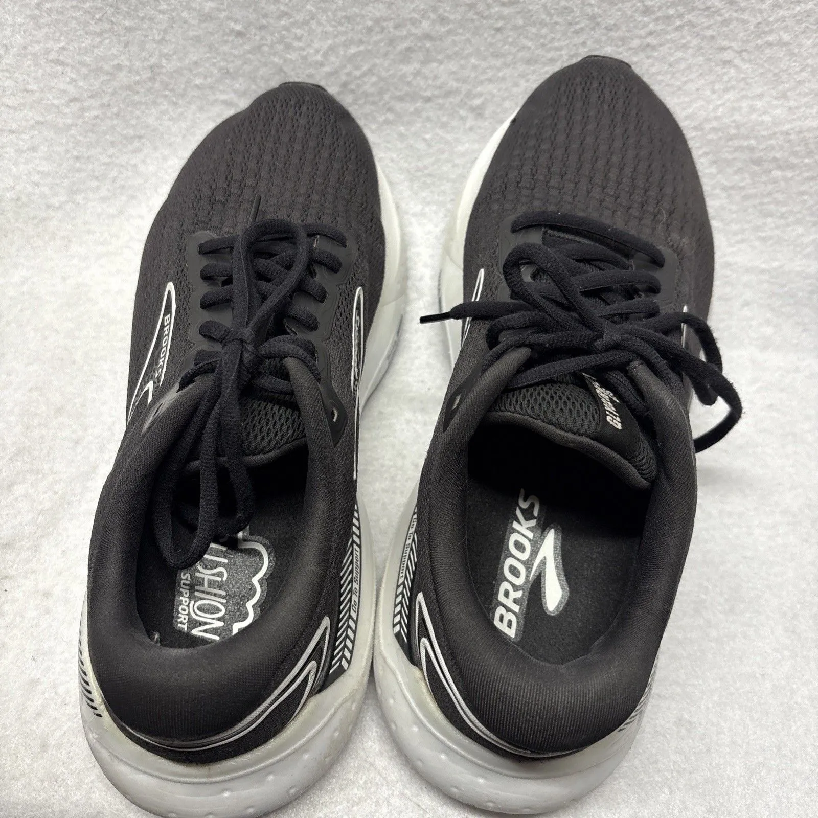 Brooks Glycerin 21 GTS Women's Running Shoes In black and white  Size 9.5 - Image 8