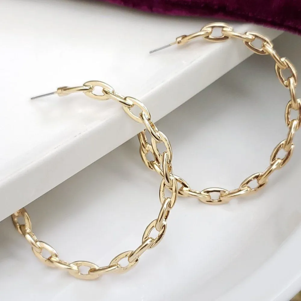 New! Delettas Golden Hoop Earrings - Image 2