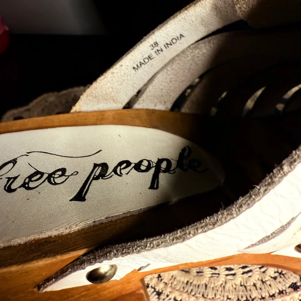 Free People White Leather Wooden Clog Sandals | EU 38 / US 8 | MSRP $148 - Image 6