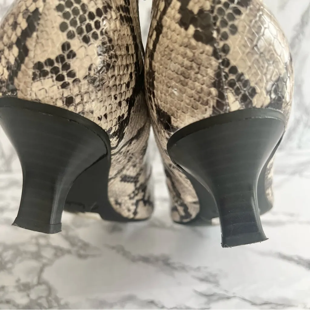 Clarks Kepley Erin Snakeskin Grey Kitten Heel Leather Pointed Toe Booties 9 - Image 6