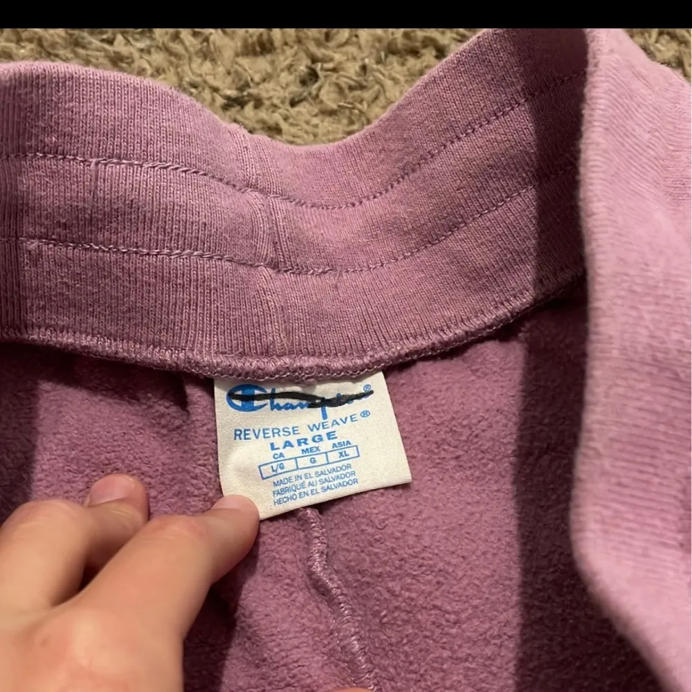 Champion shorts-Size Large - Image 5