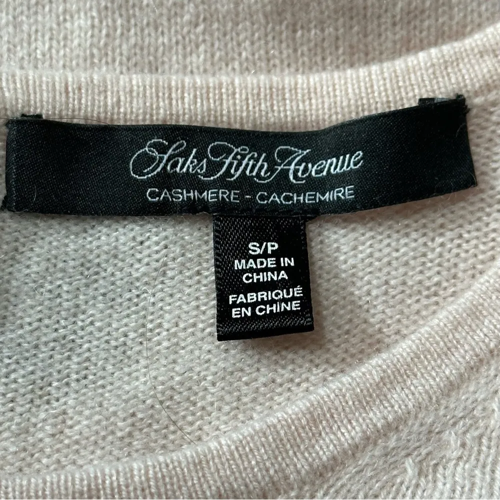 Saks 5th Avenue Women’s S Pale Pink Grey Polka Dot Tissue Cashmere Knit Sweater - Image 4