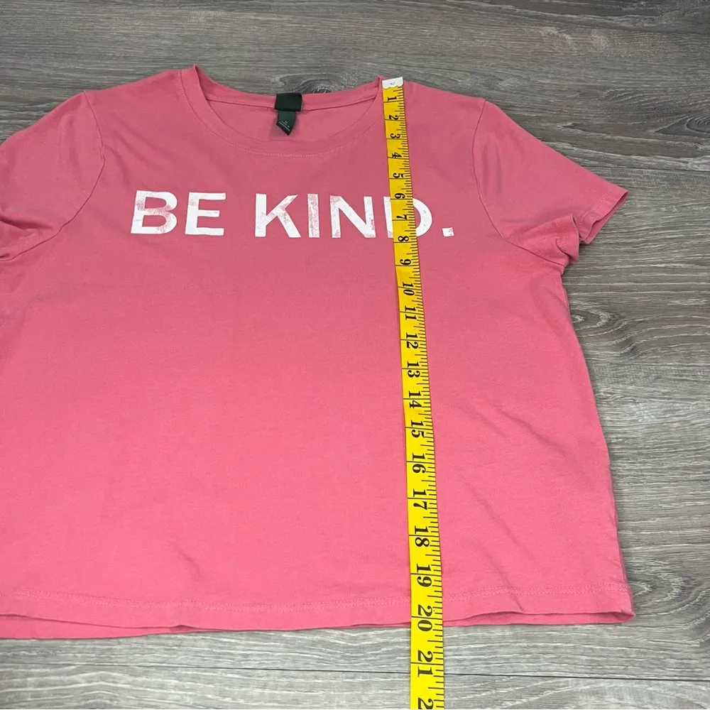 Wild Fable Be Kind Short Sleeve Tee Primrose Pink size Medium - Image 4