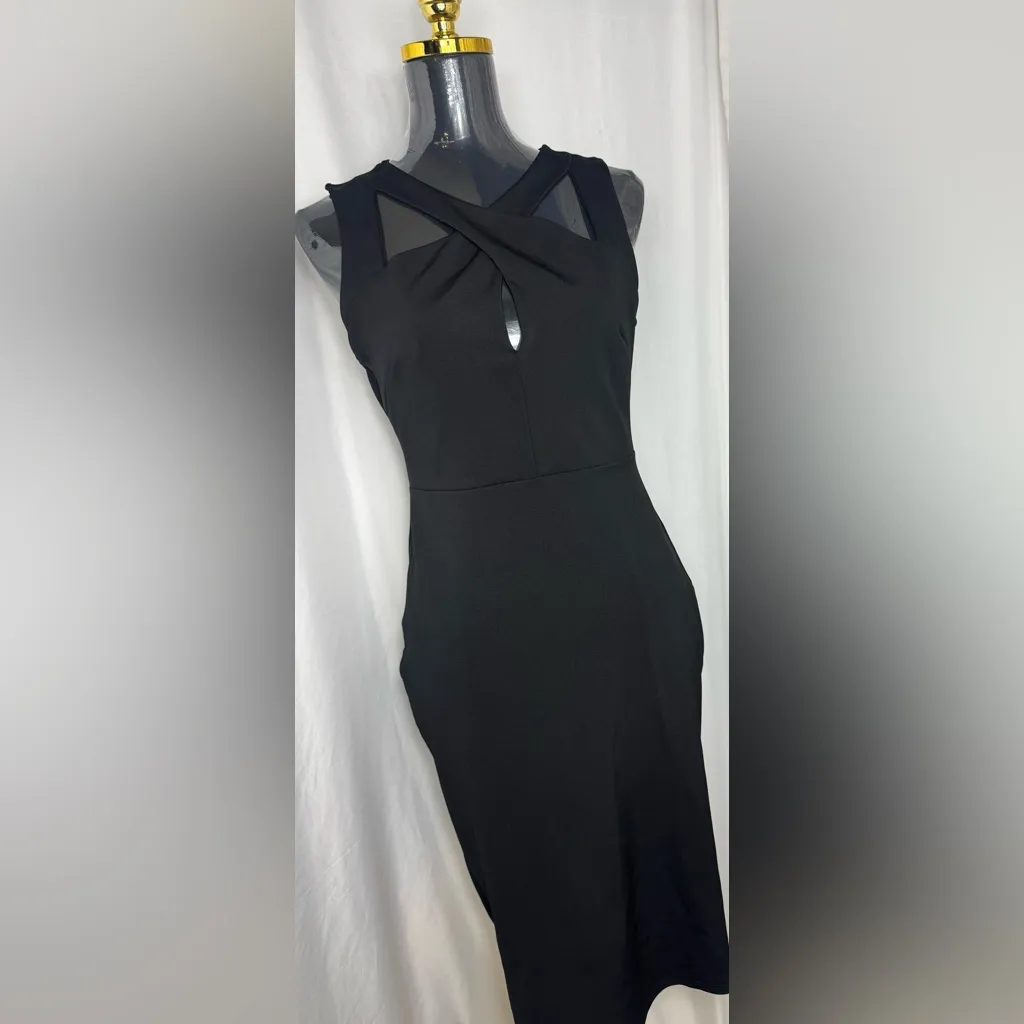 Windsor Black Sleeveless Dress peek hole front elegance classic bodycon Large - Image 2