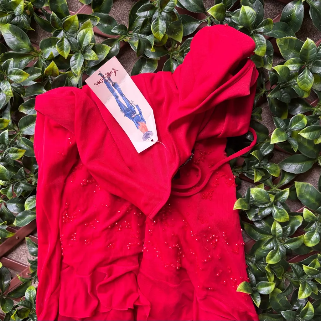 Chic Backless Red Dress Size M - Image 6