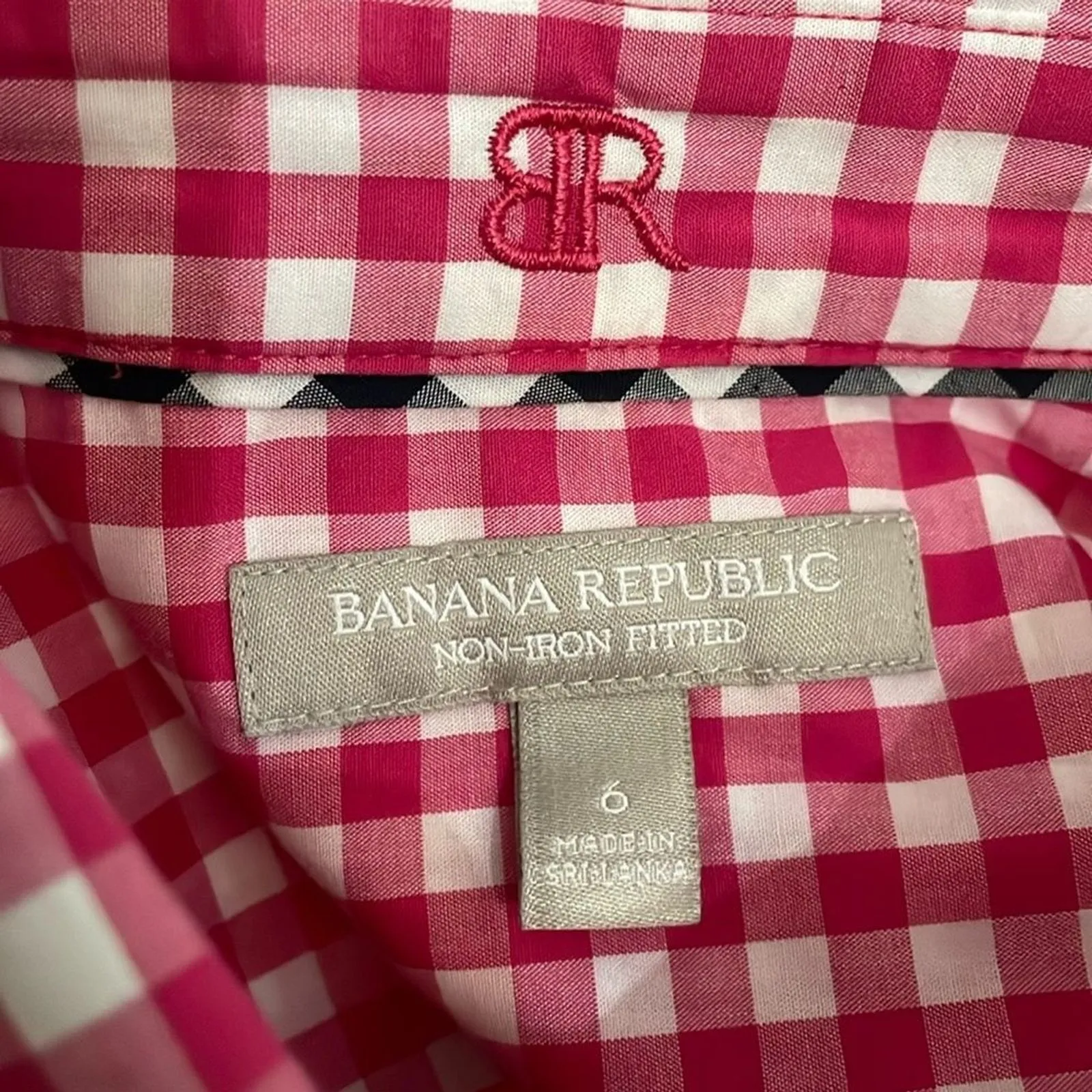 Banana Republic Pink Gingham Non-Iron Fitted Button Up Shirt Womens Size 6 - Image 2