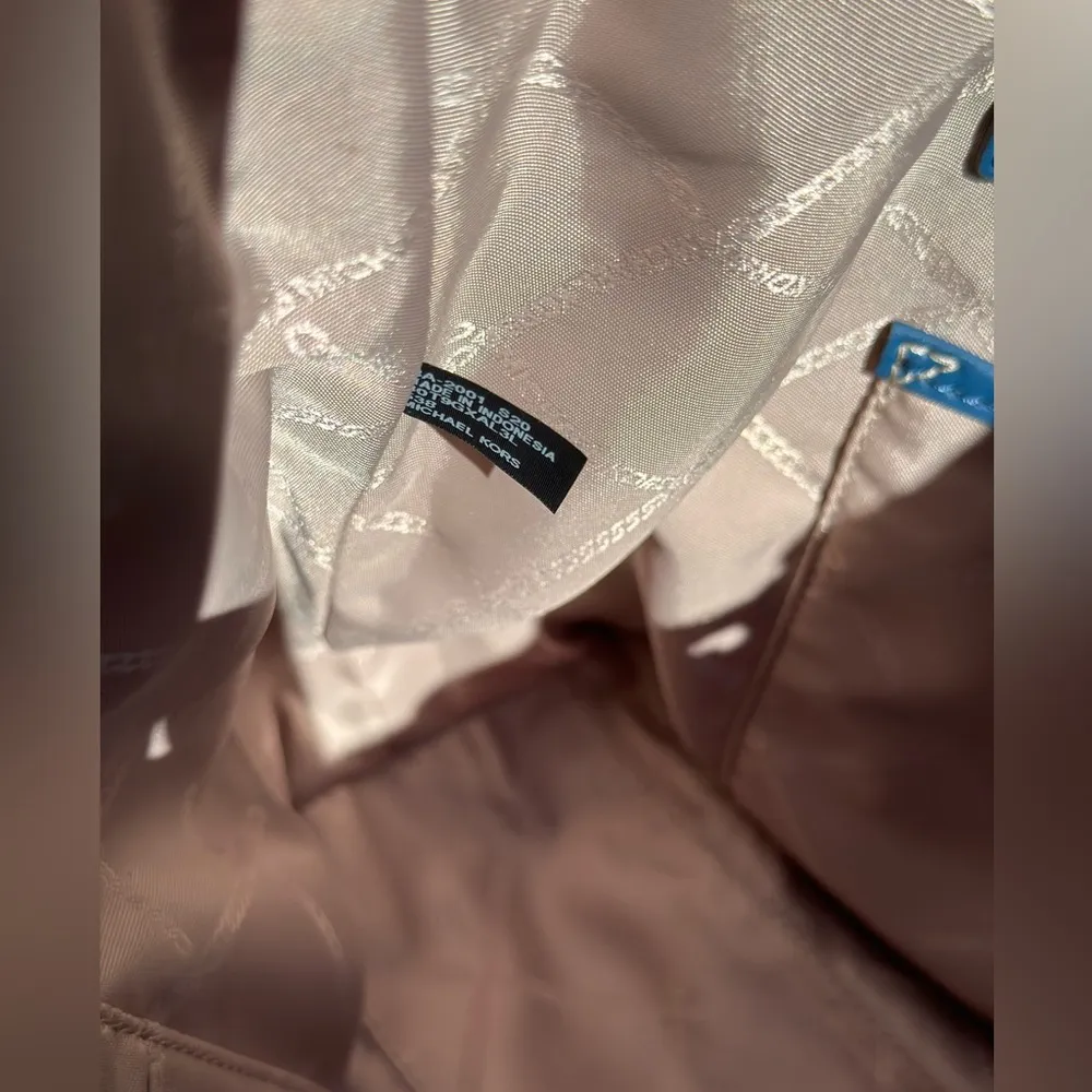 Michael Kors Blue Satchel Leather Purse - Image 12