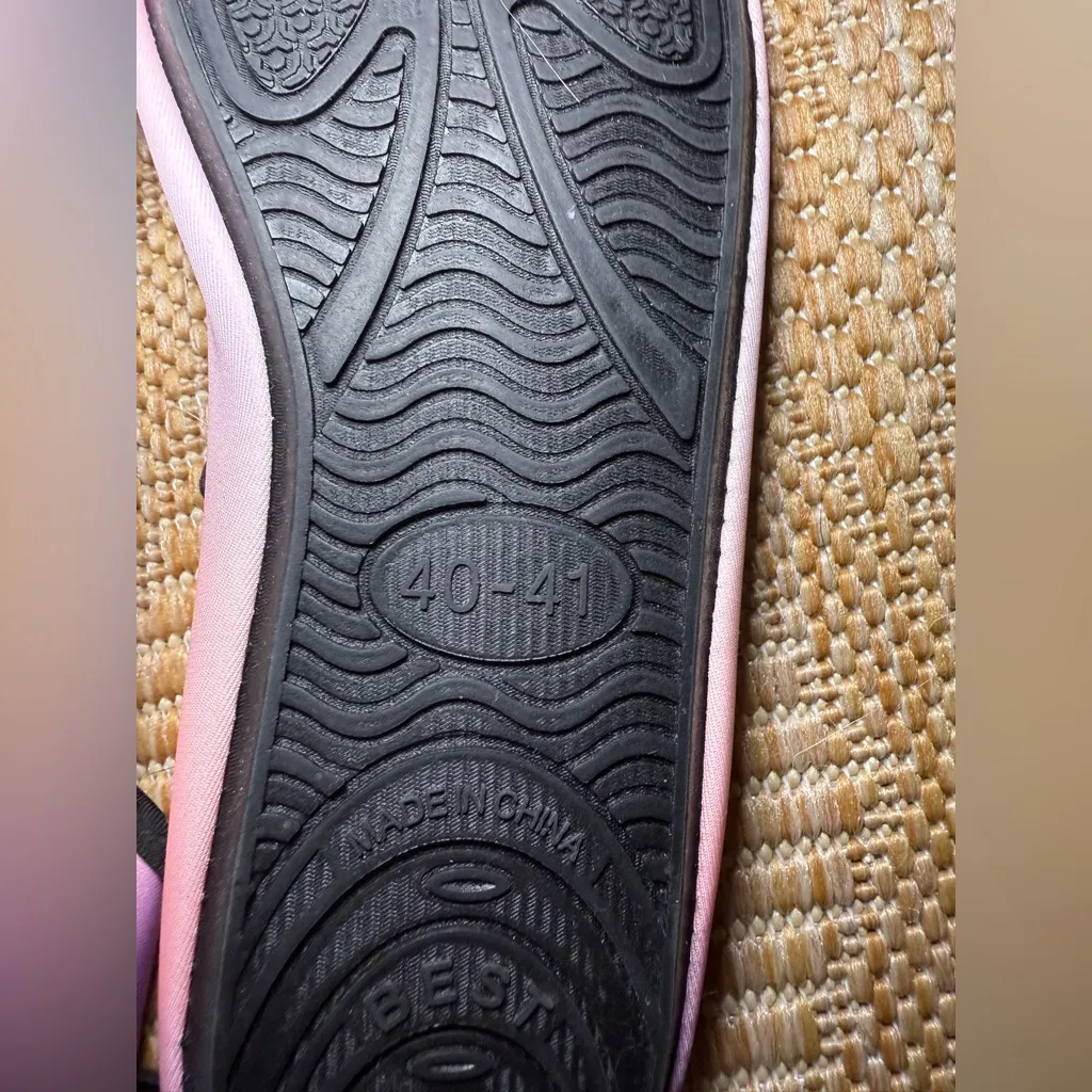 Ombré Pink & Purple Women's Stretchy Water Shoes, Swim, Size US L, NWOT Size L - Image 6