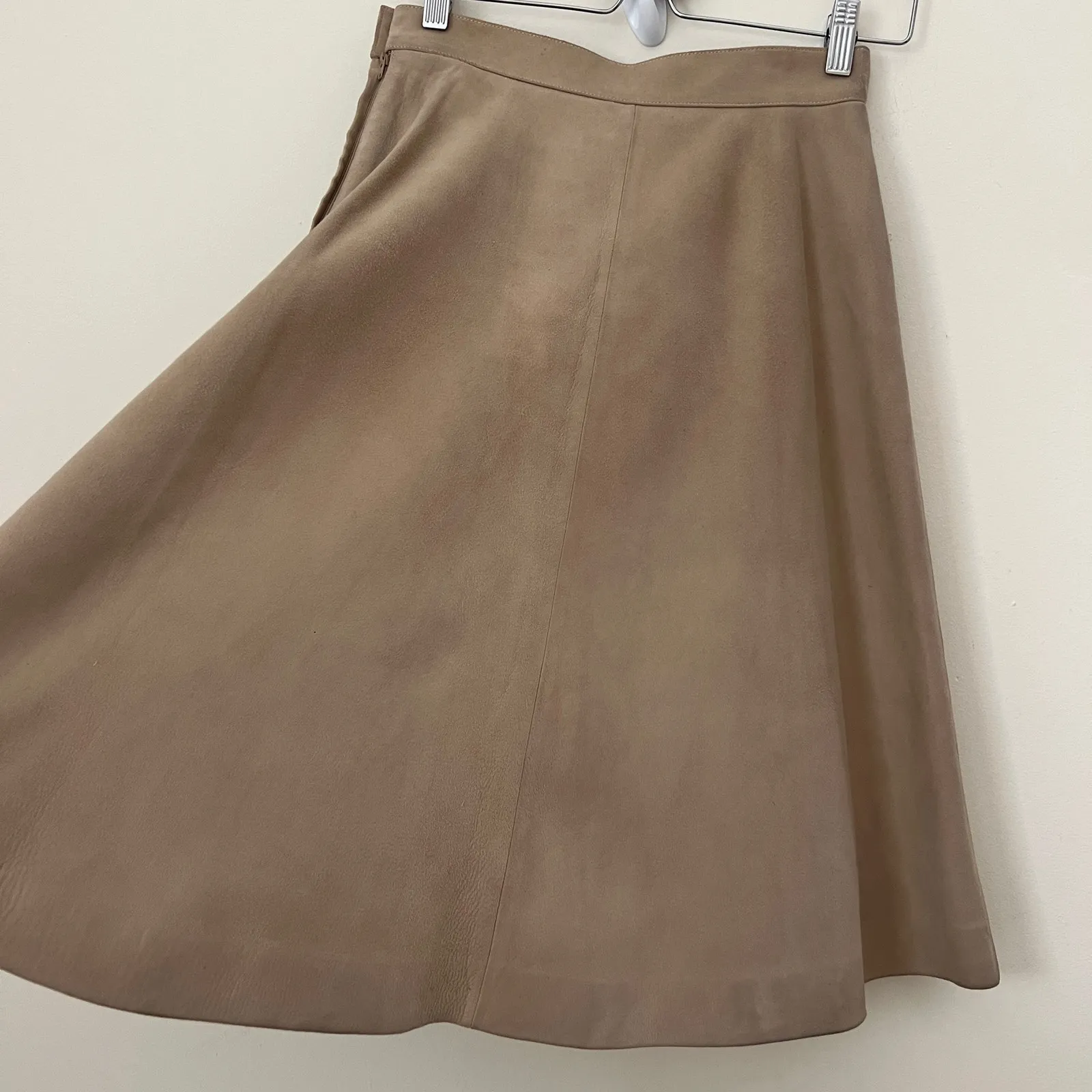 LOEWE Classic A Line Suede Tan Skirt Size 38 (XS / 0-2 US) - Image 6