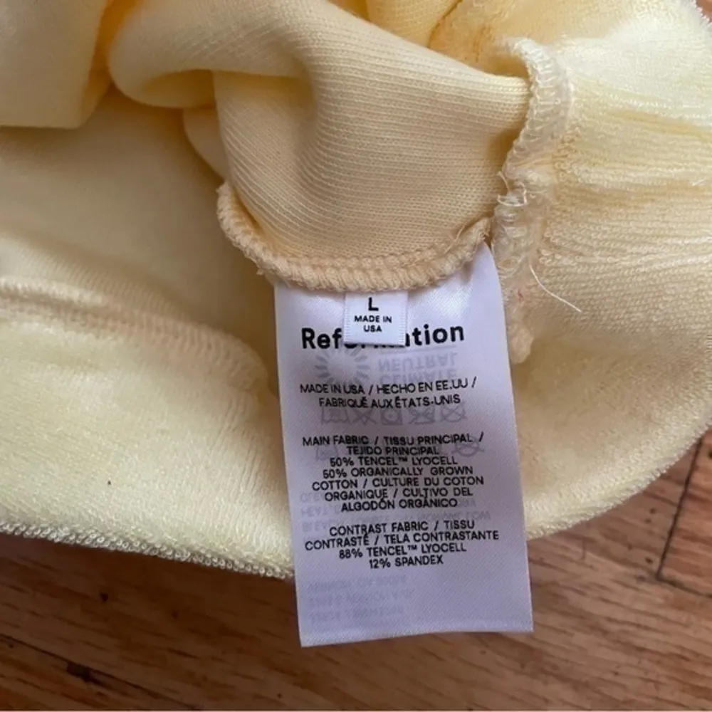 Reformation  Two Piece Set Size Large - Image 9