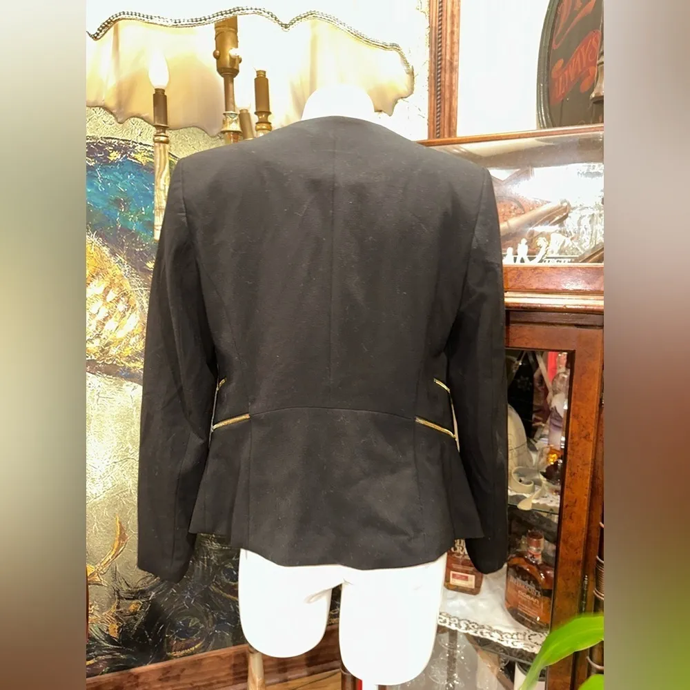 EUC CALVIN Klein black w gold Zippers open blazer - Image 2