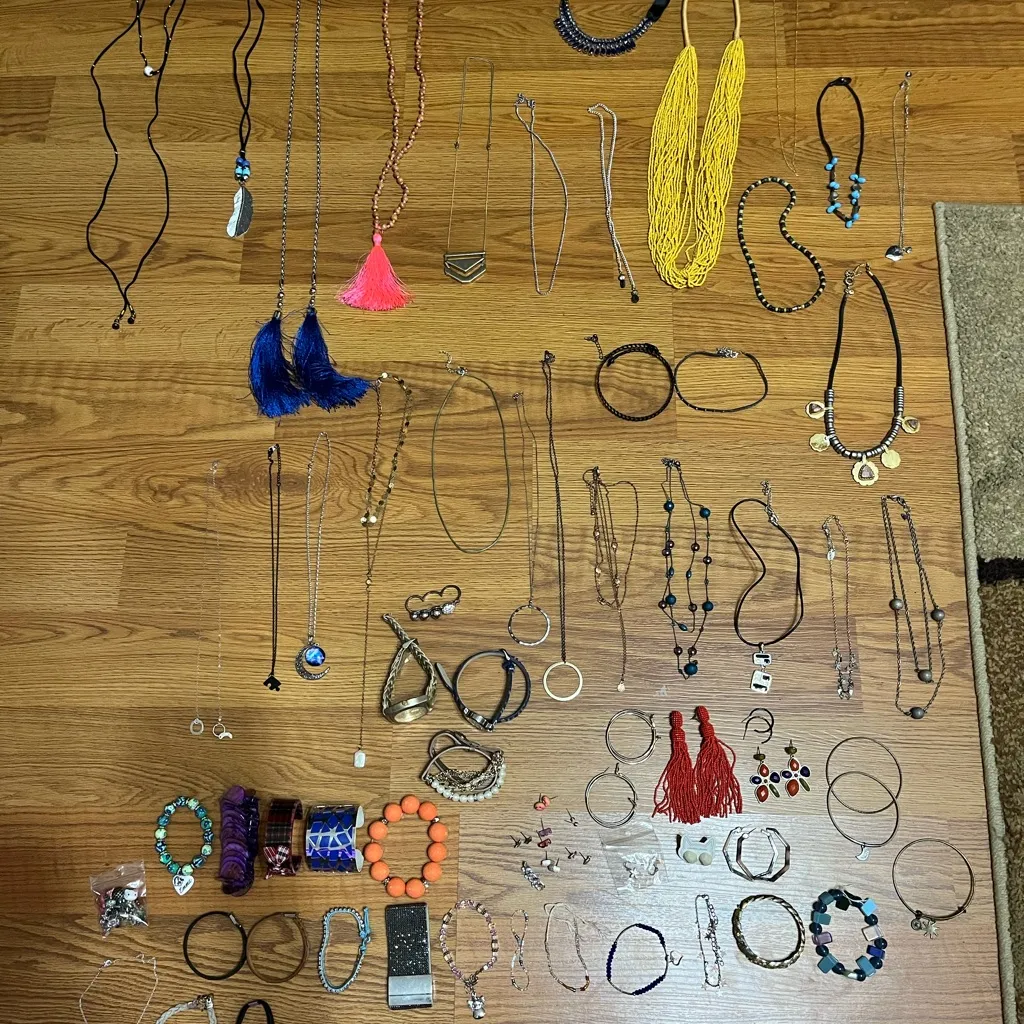 Huge jewelry lot!! - Image 6