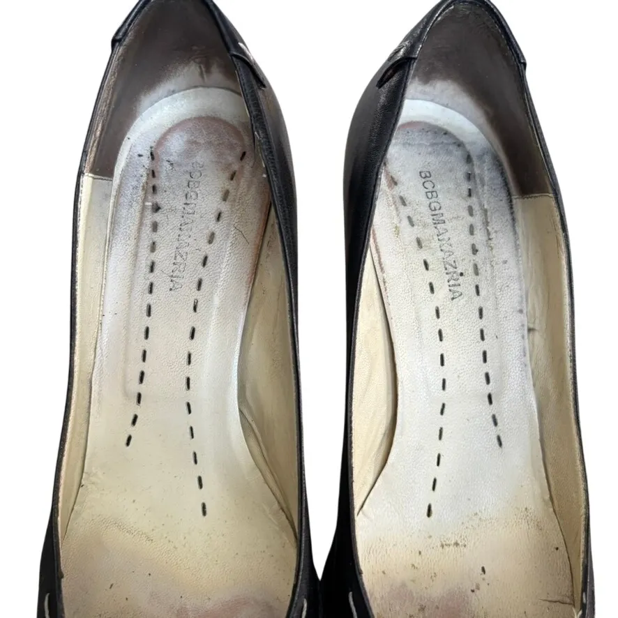 Vintage BCBG Maxazria Leather Pumps Sz 8.5B Black Made in Italy pointed Toe Chic - Image 4