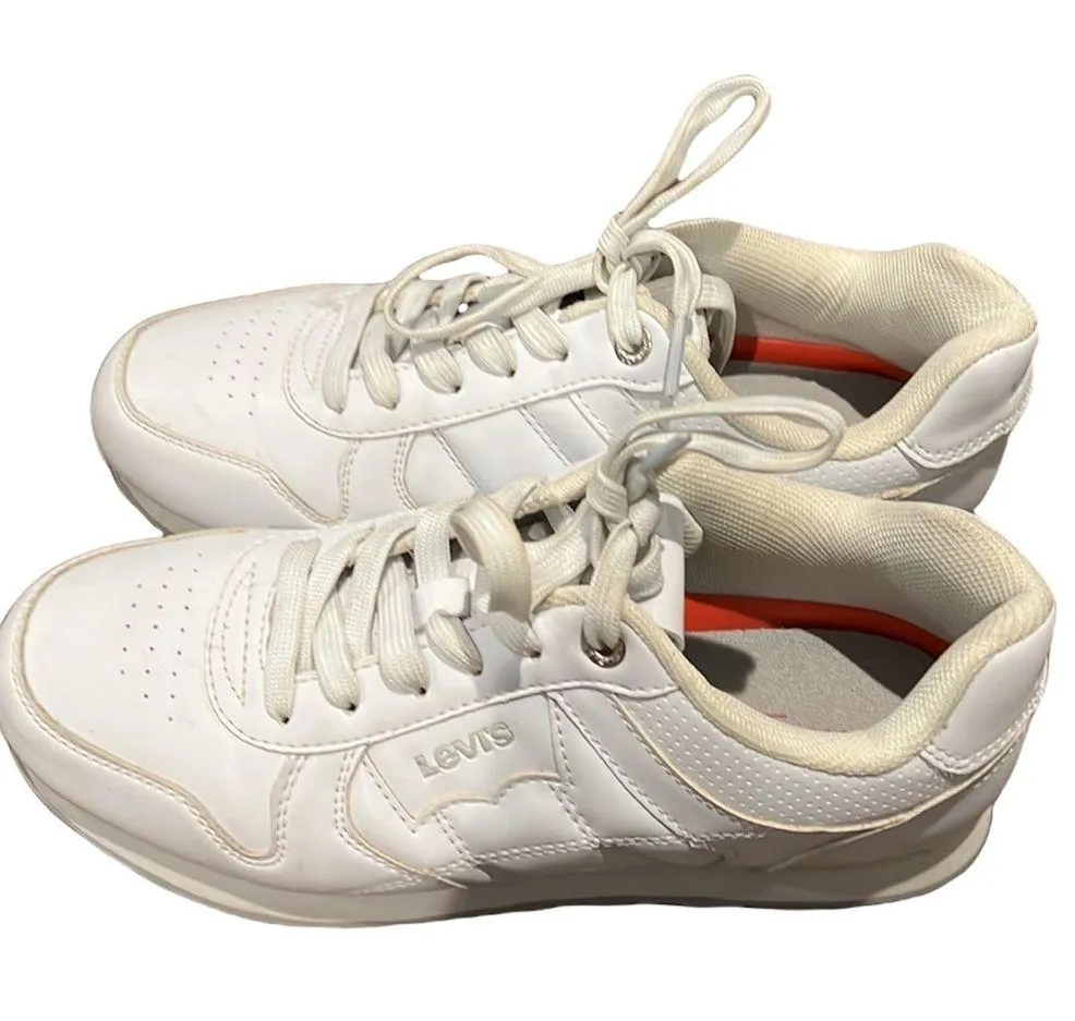 LEVI’S WHITE SNEAKERS size size 8 - Image 6
