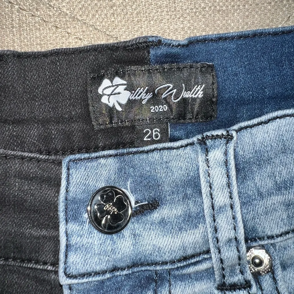 ‘Filthy wealth’ brand name original split denim shorts Black Size 26 - Image 2