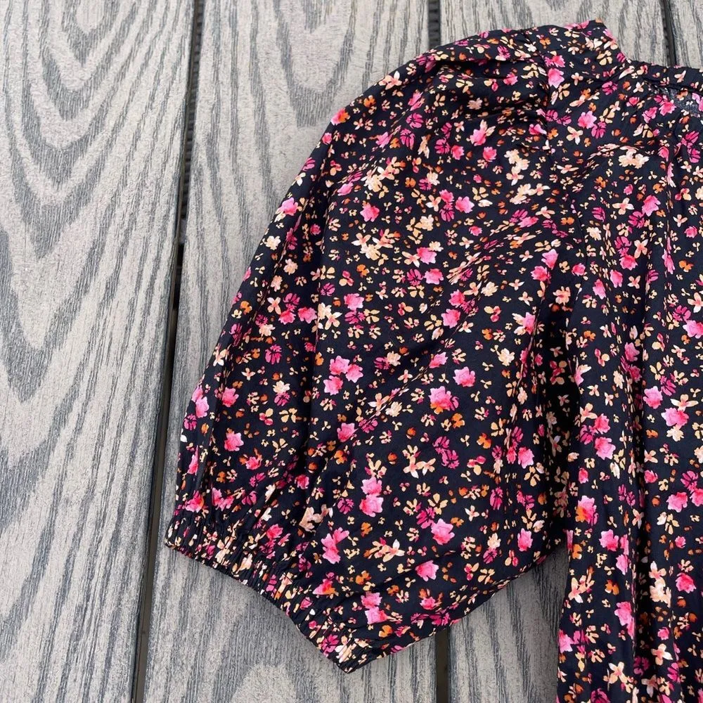 NWT Old Navy Short Sleeve Keyhole Back Fit & Flare
Dress Floral XS - Image 6