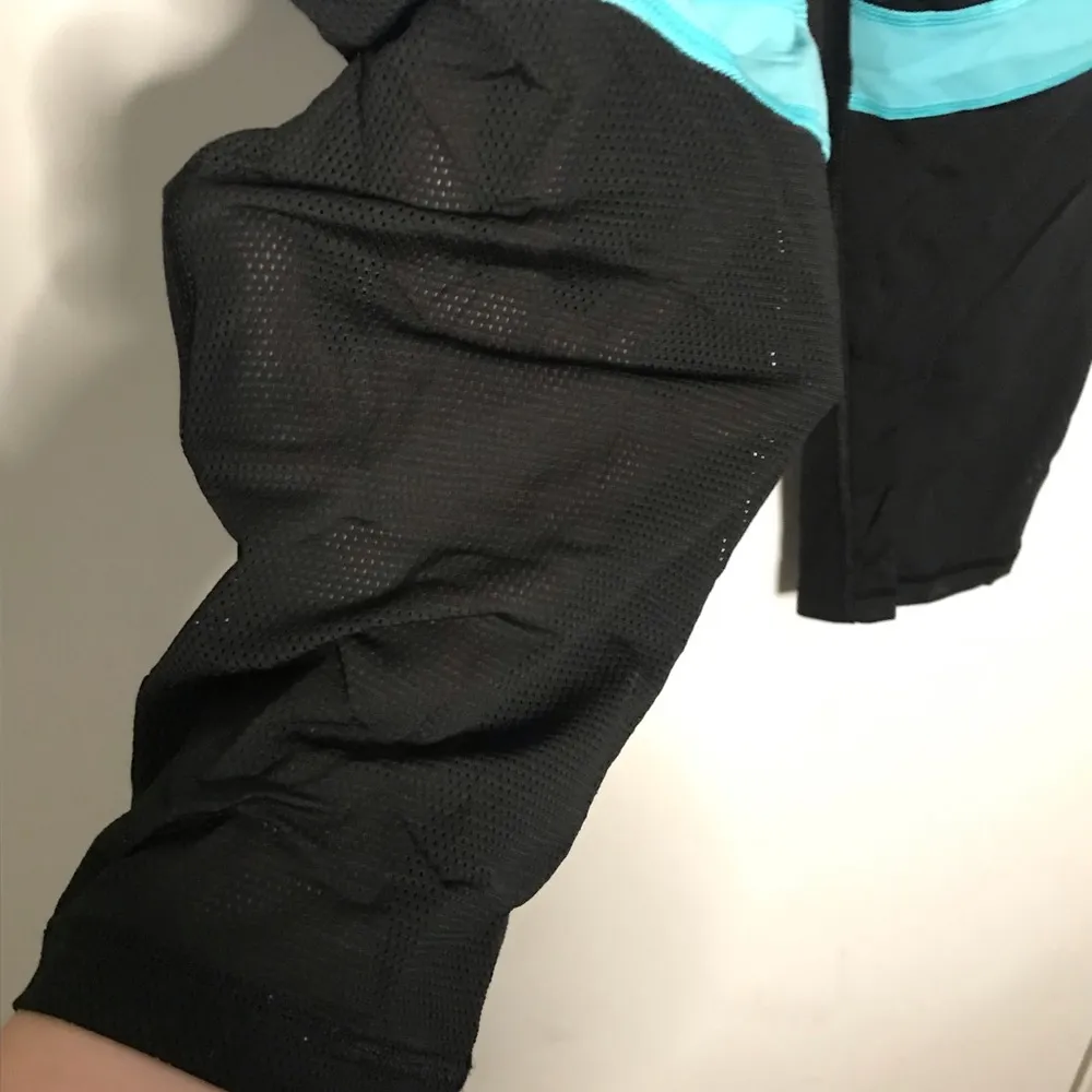 VS Knockout Capri leggings - Image 3