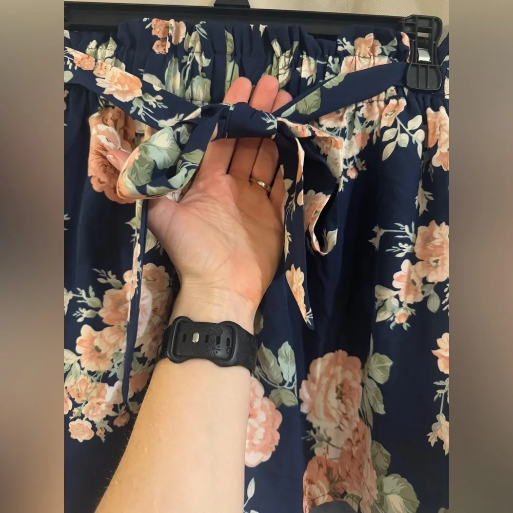 Women’s NWT Blue SHEIN Shorts - Image 2