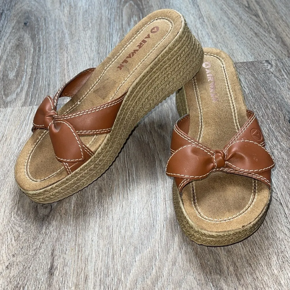 Airwalk Brown Wedge Sandals Size 8.5 - Image 5