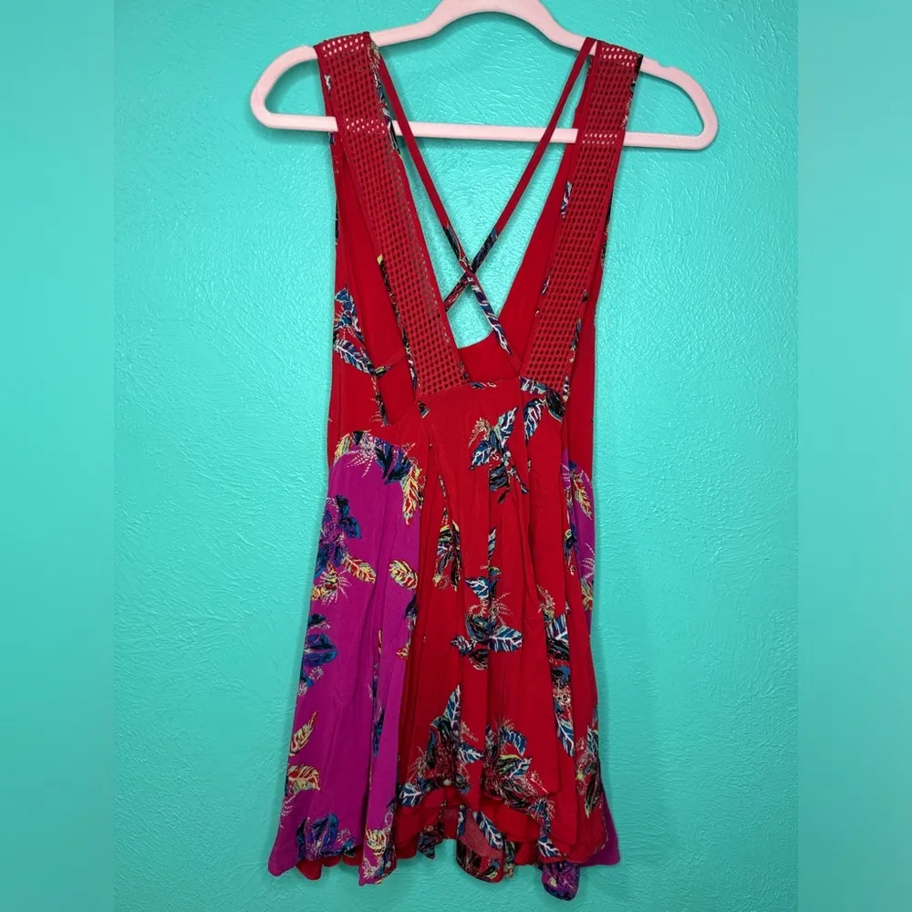 FREE PEOPLE Red Pink Tropical Floral Thought I Was Dreaming Mini Swing Dress XS - Image 4