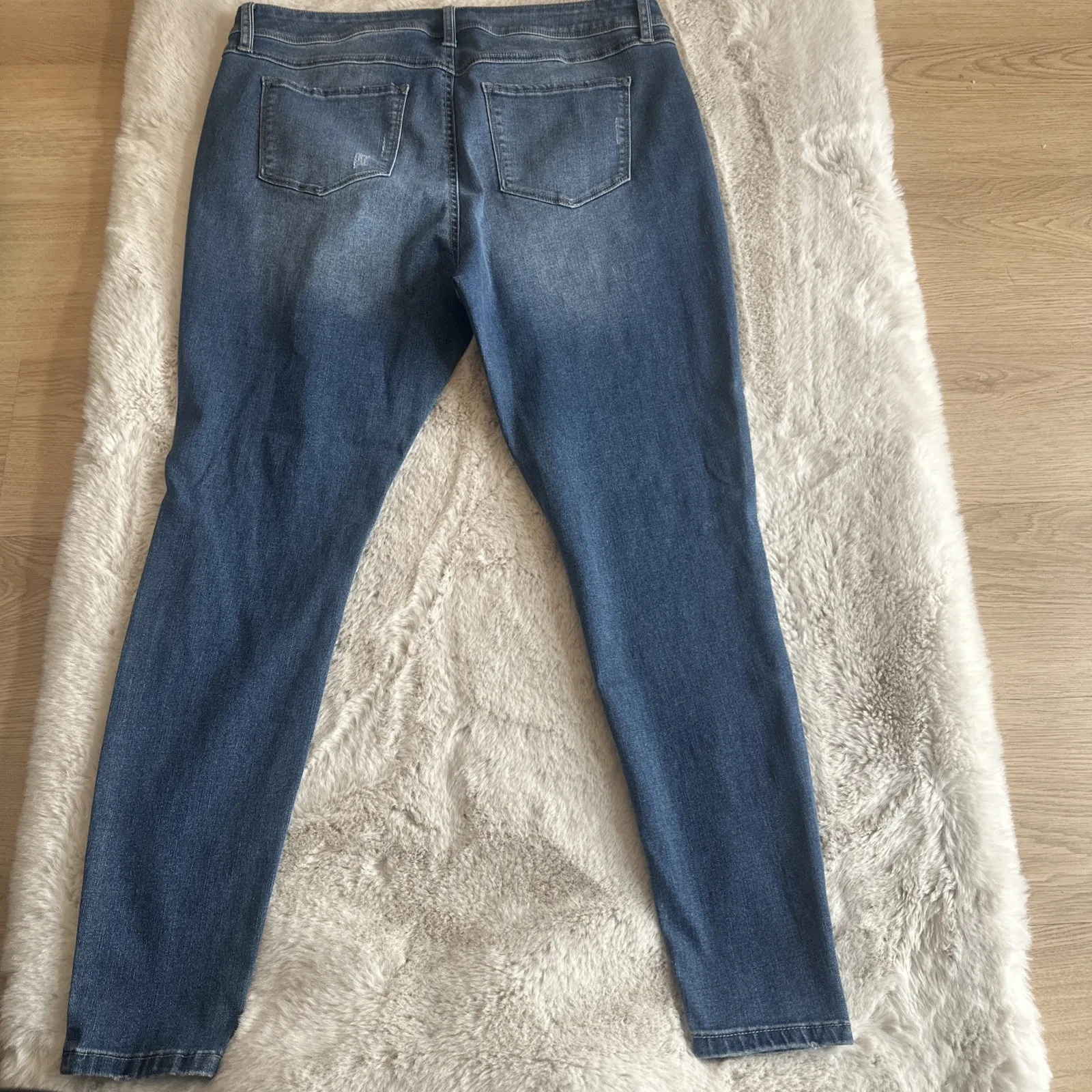 DIP Size 16 W Blue, High Rise‎ Skinny Jeans Repreve Blue - Image 10