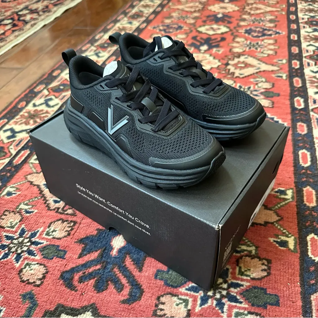 Vionic NIB  Walk Max in Black - Image 8