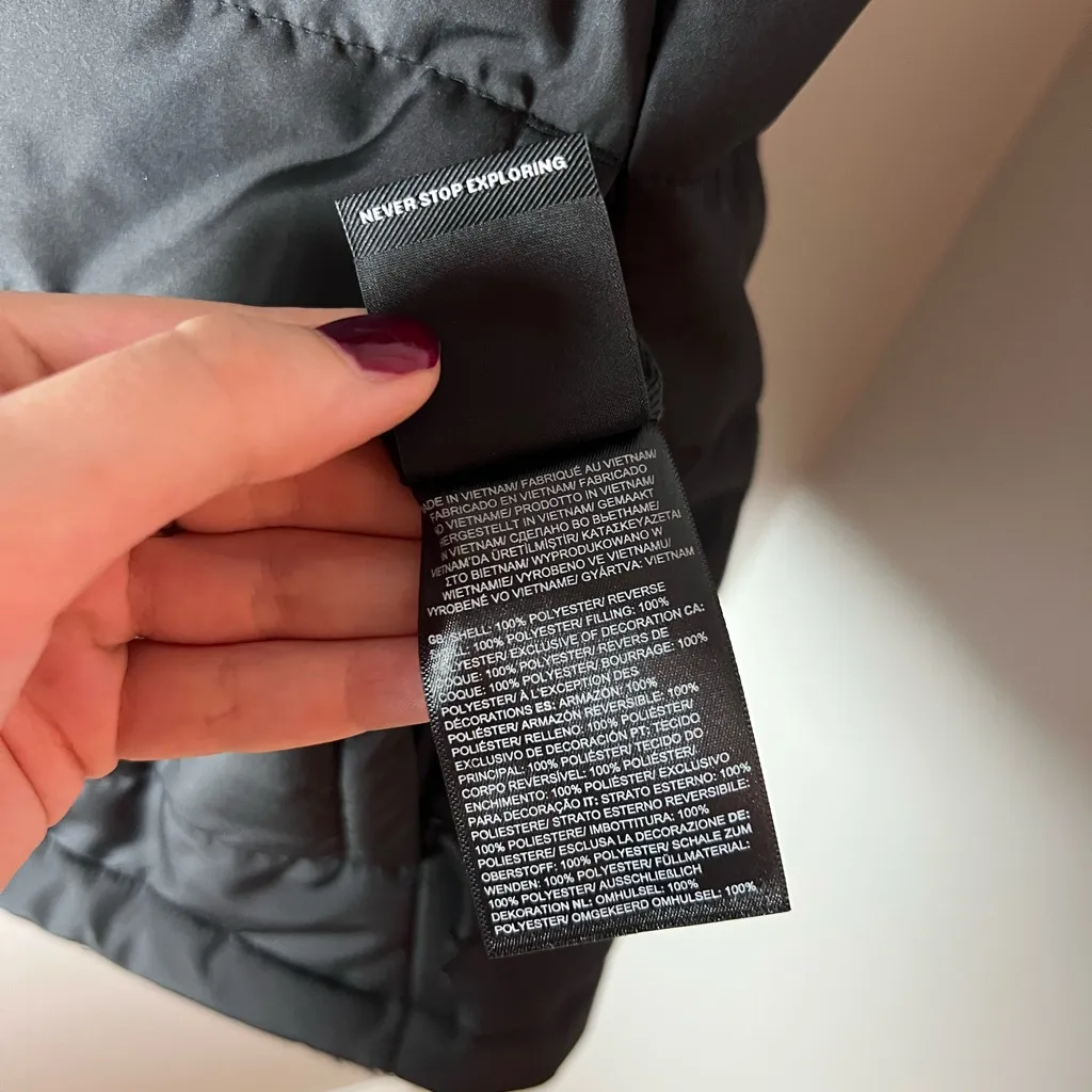 The North Face Mossbud Insulated Reversible Fleece Puffer Vest Black Size Small - Image 6