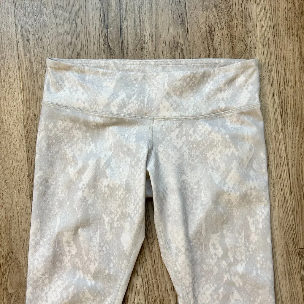 ALO Yoga Vapor Python Airbrush Leggings Gray Size S - Image 4