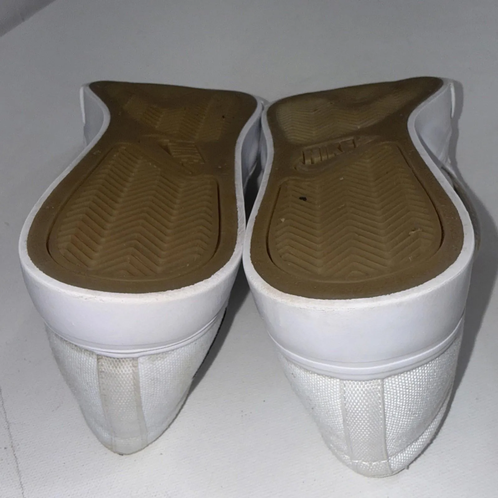 Nike Court Royale AC Slip-On Casual Minimalist Basic Sneakers Women's Size 7.5M - Image 9