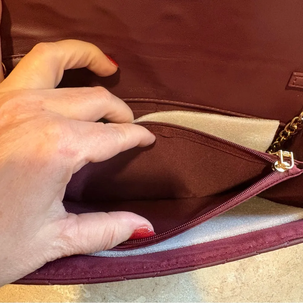 Badgley Mischka Purple Crossbody Bag with Gold Hardware and Quilted Design - Image 10