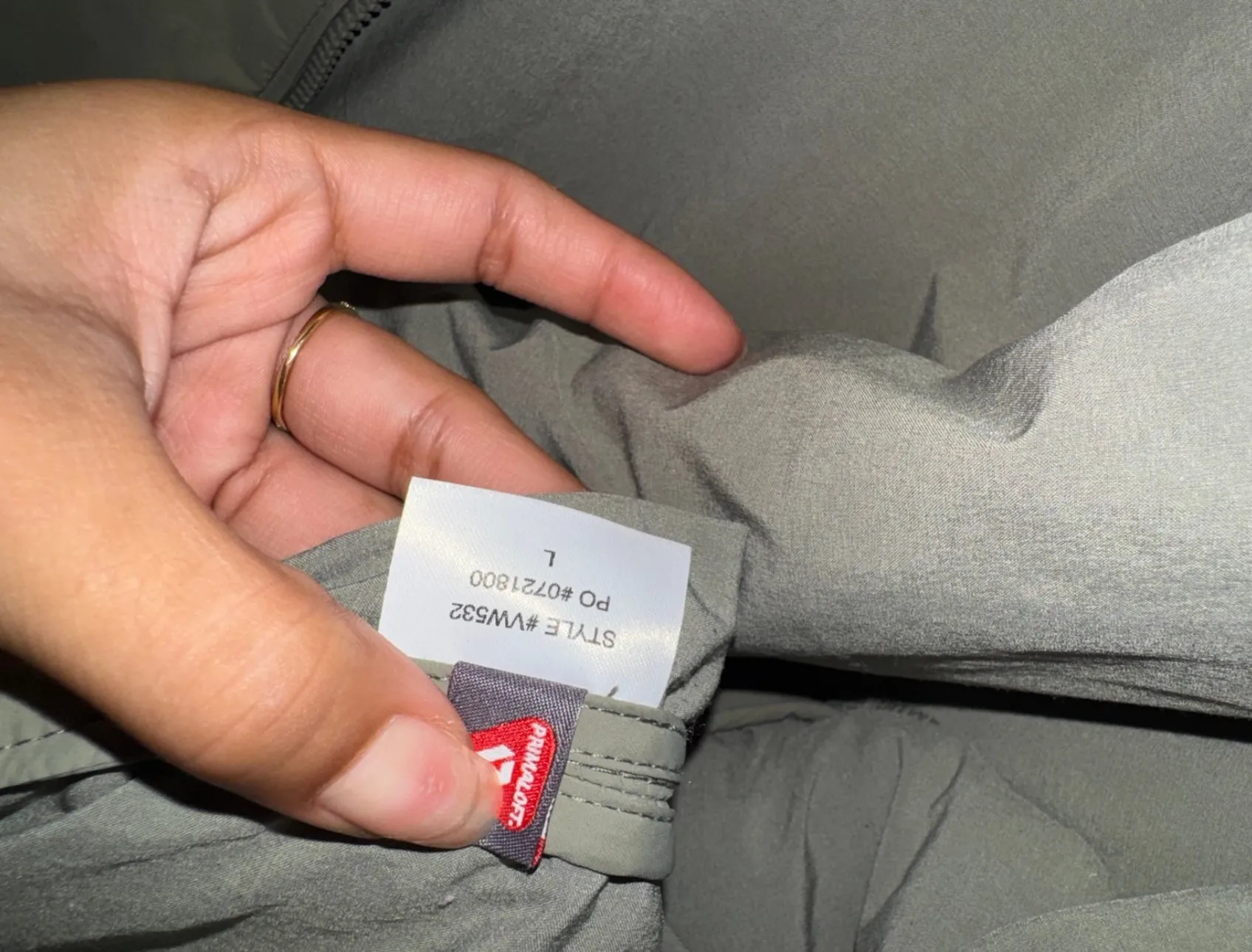 Vuori  Echo Insulated Bomber Jacket - Image 5