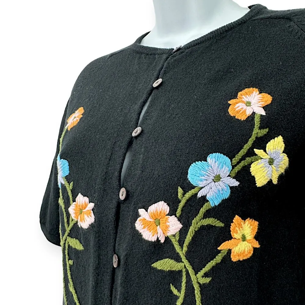 525 America | Small | Flower Embroidered Short Sleeve Button Up Cardigan Sweater - Image 4