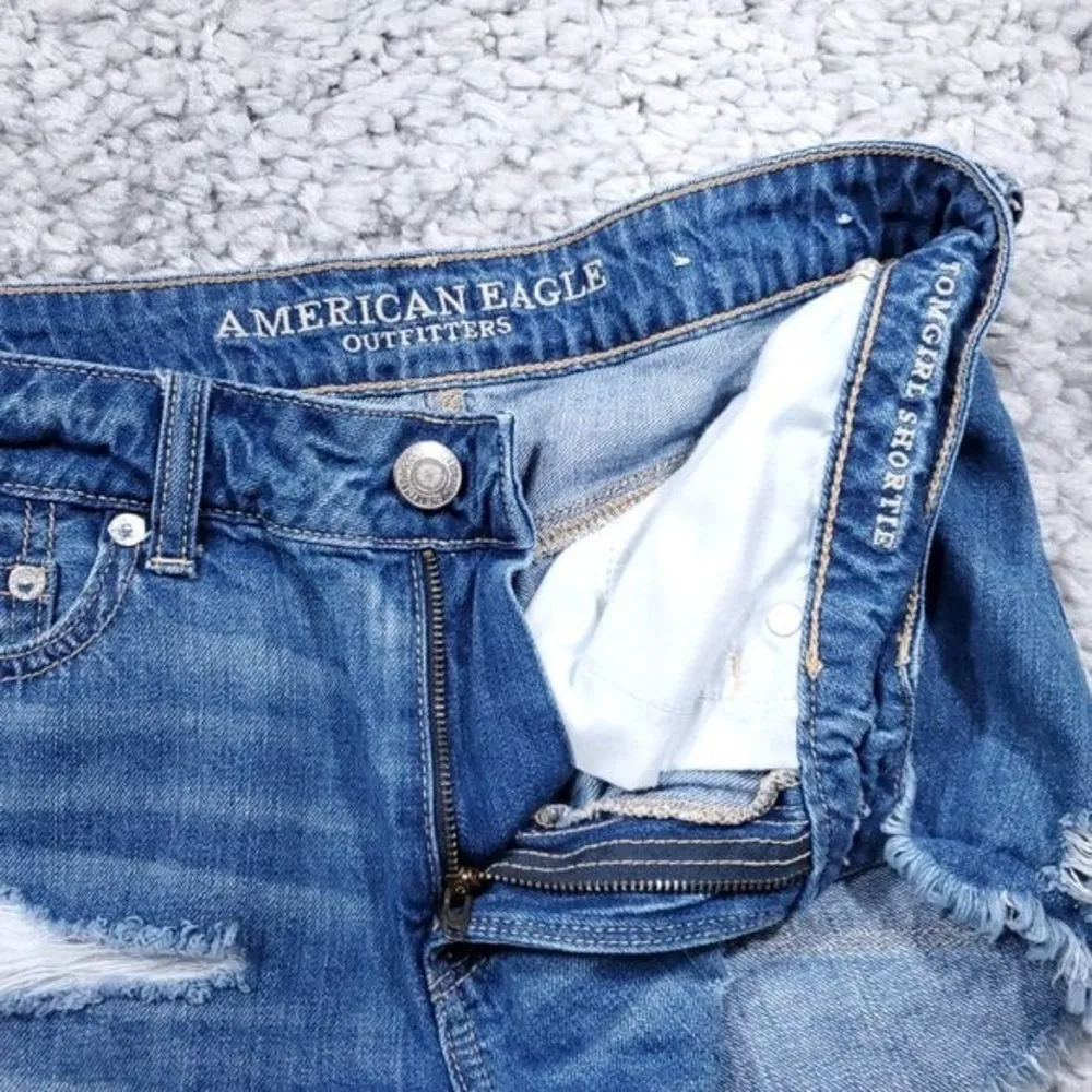 American Eagle Tomgirl Shortie Denim Jean Shorts Women's 4 Distressed Relaxed - Image 9