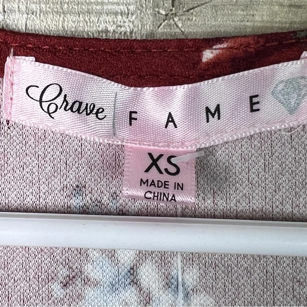 Crave Fame Size XS Terracotta Comb Shirt Cap Sleeve V-Neck Short Floral … - Image 10