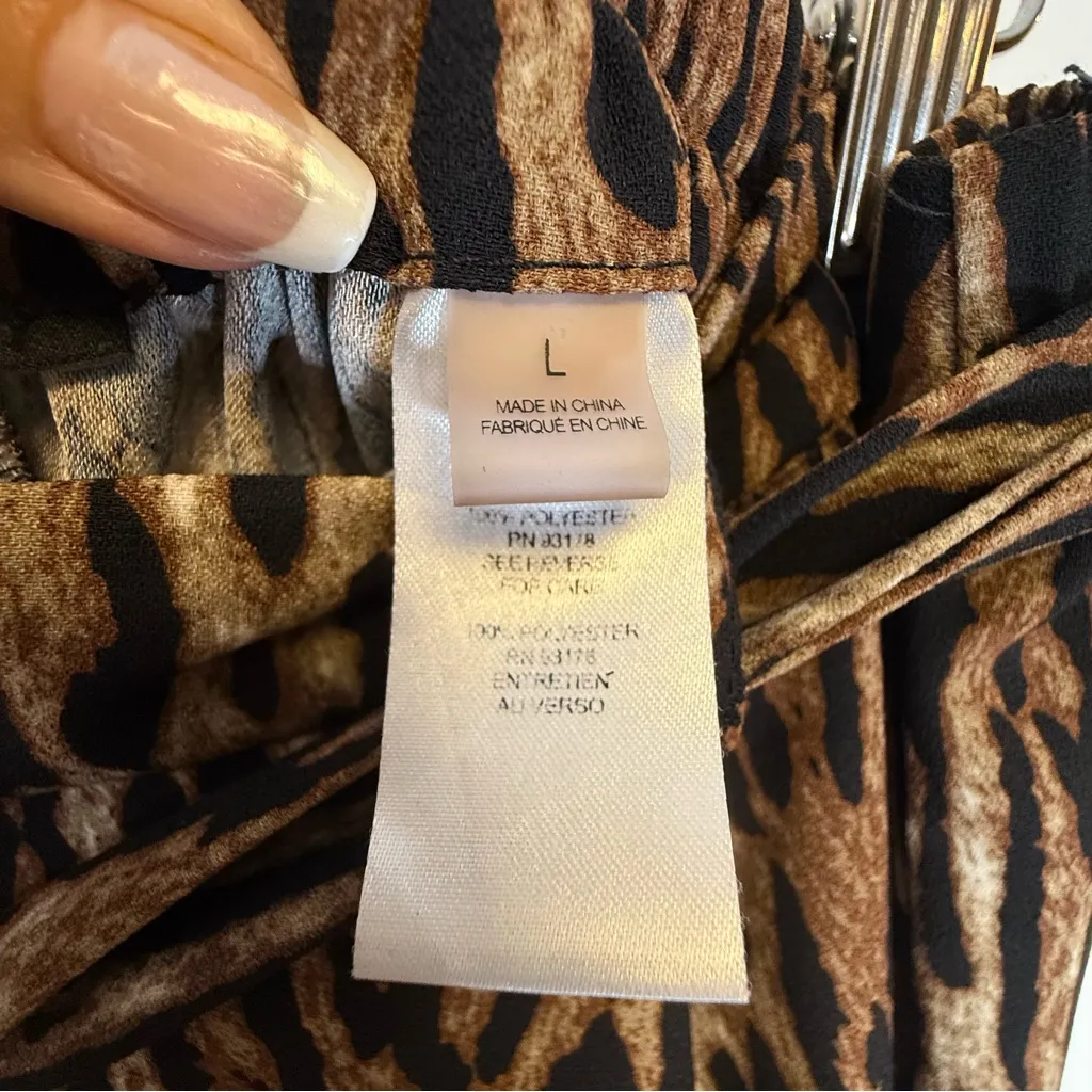 T Tahari Wide Leg Cropped Animal Print Pants Pockets Women’s Size Large - Image 9