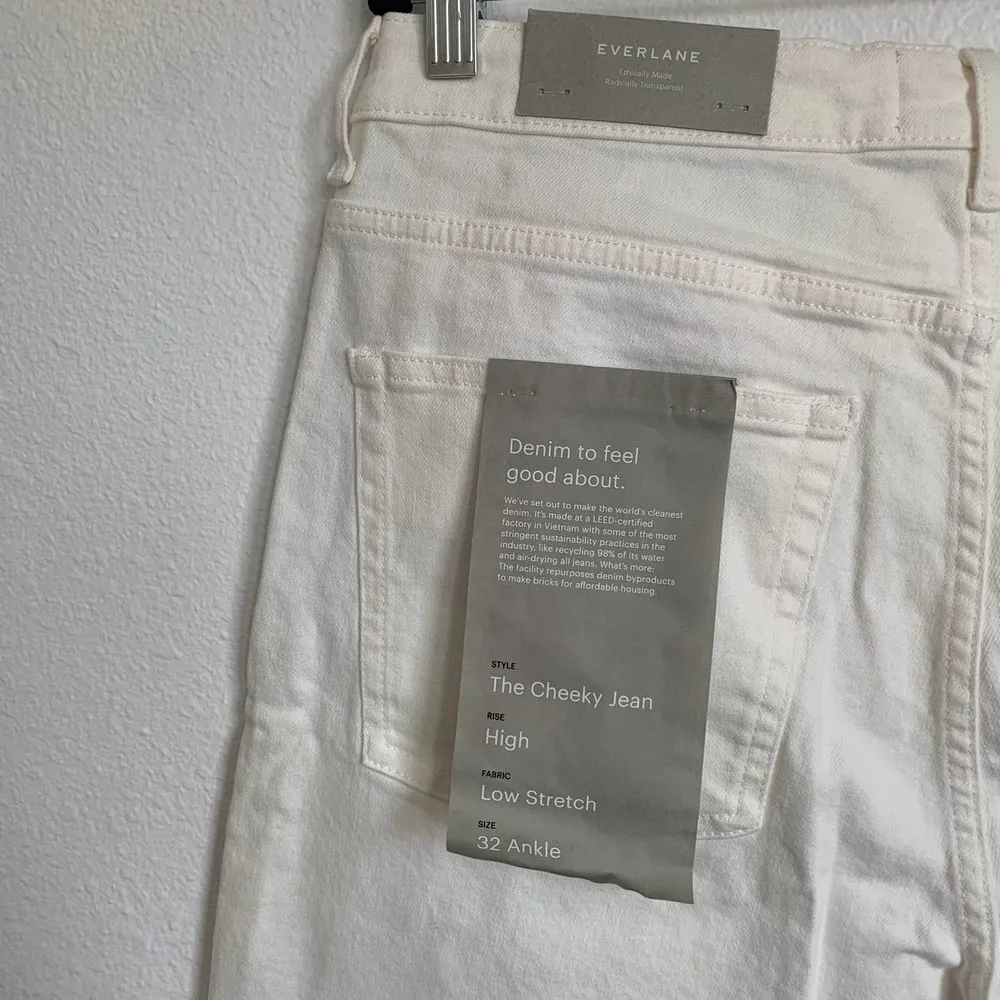 NWT Everlane The Cheeky Jean in Bone White - Image 6