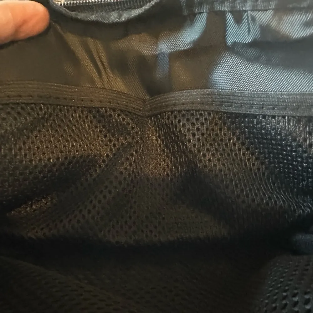 Women's Belt Bag, Fanny Pack, Everywhere Belt Bag CROSSBODY Black NWT - Image 6