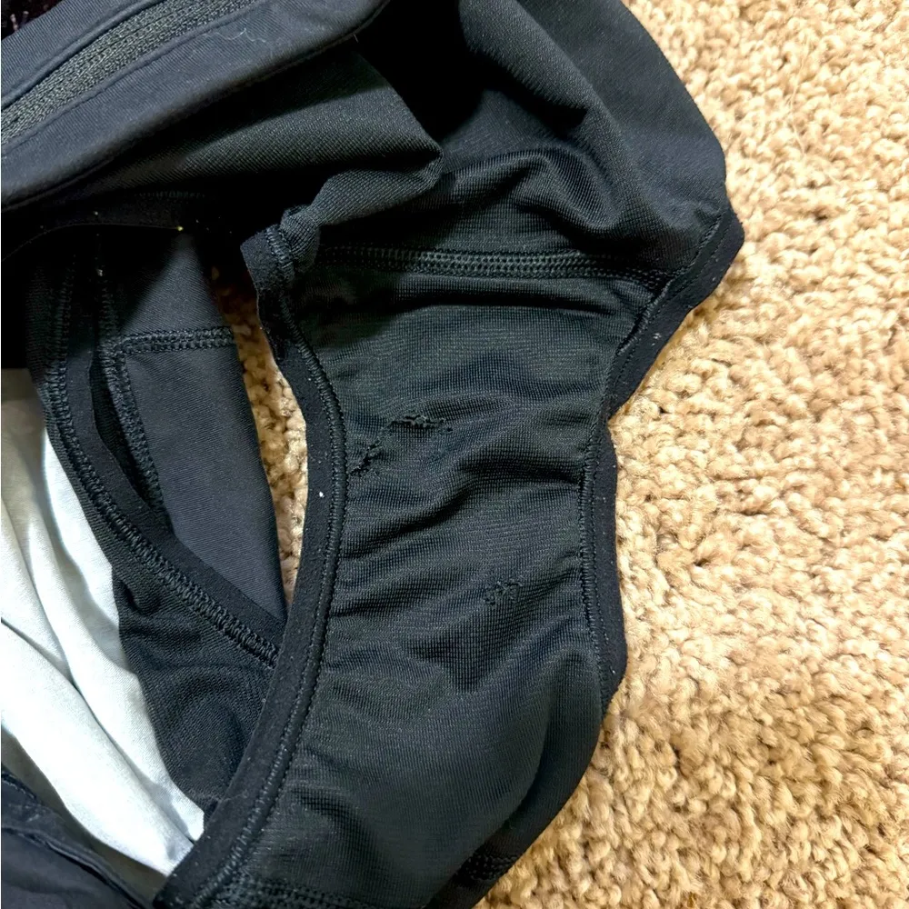 Lulu lemon purple patterned speed up shorts - Image 4