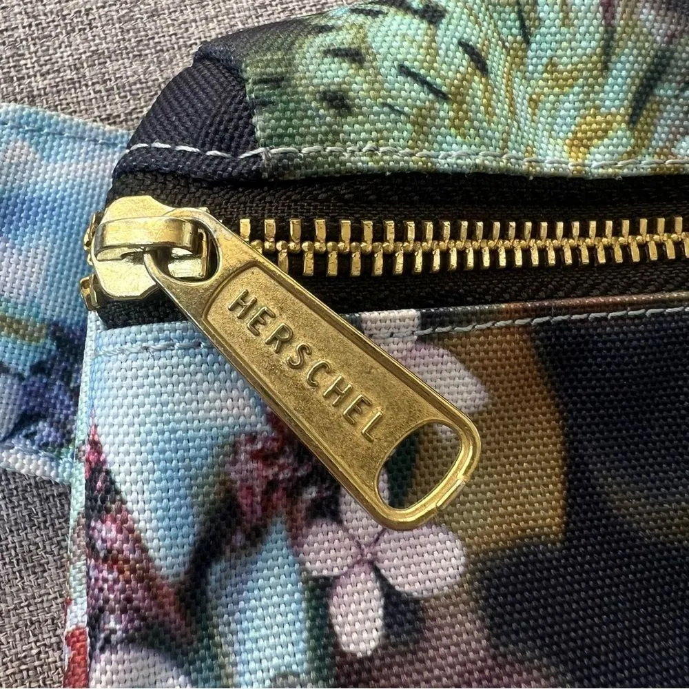 Herschel Supply Co - Fifteen Hip Pack, Winter Floral Hoffman Collection - Image 7