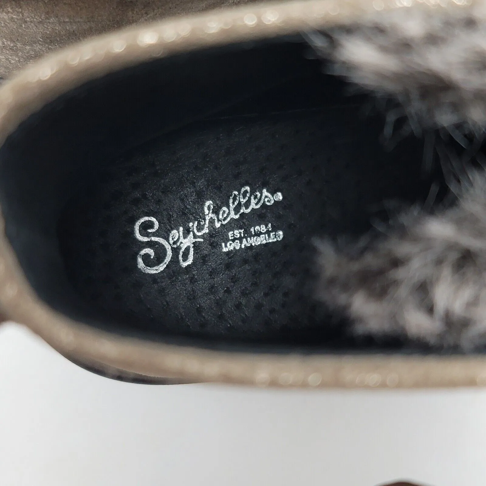 Seychelle Gold Metallic Resource Faux Fur Suede Lace Up Combat Snow Boots Size 9 - Image 8