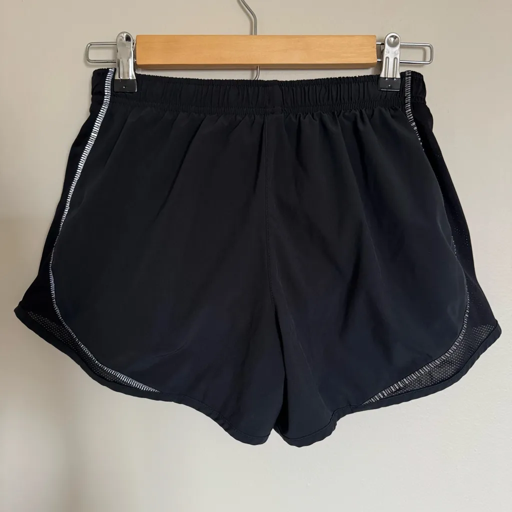 Nike Women's Dri-FIT Division Tempo Luxe Running Short Black Zippers Size XS - Image 6