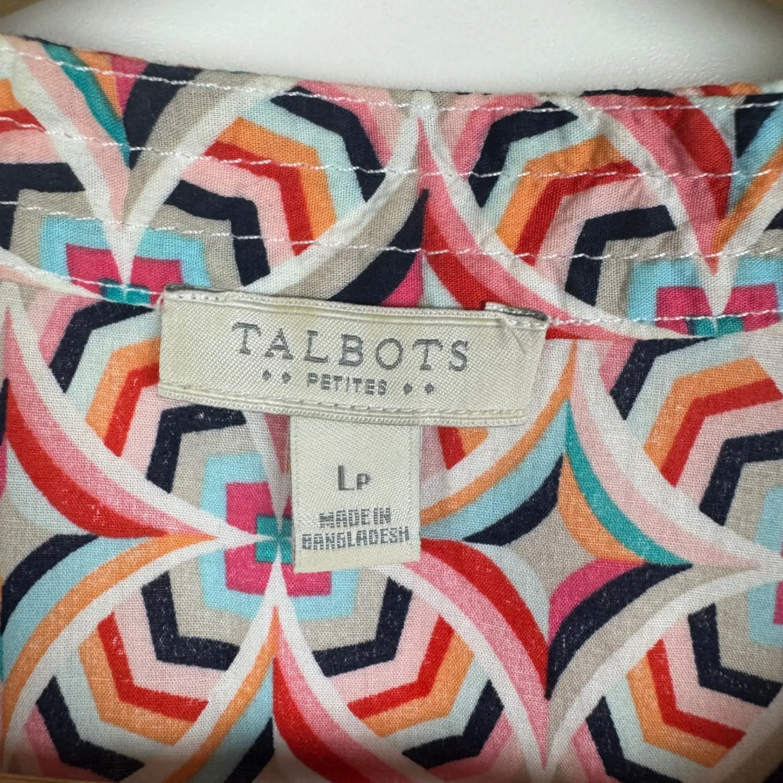 Talbots Geometric Print Tunic Top Size LP Multicolor Hippie Colorful Lightweight - Image 6