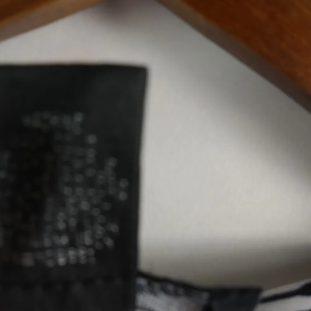 Brandon Thomas L Black White Stripe Stretch Top Size L - Image 5