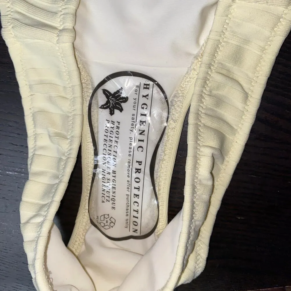 NWOT Solid & Striped Yellow Blonde Rib Ribbed Elle Bikini Bottoms Women's Large - Image 5