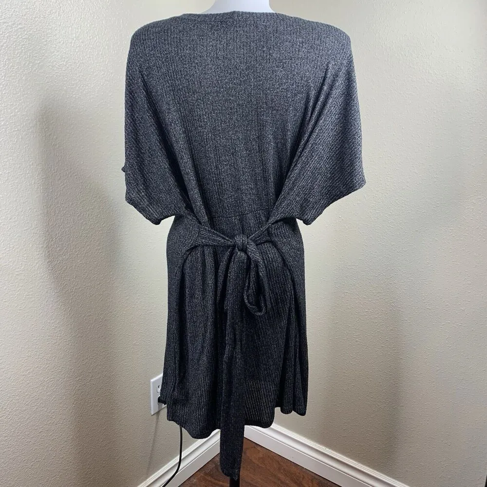 Gray Short Sleeve Stretchy Tie Back Or Front Dress Sz M - Image 5