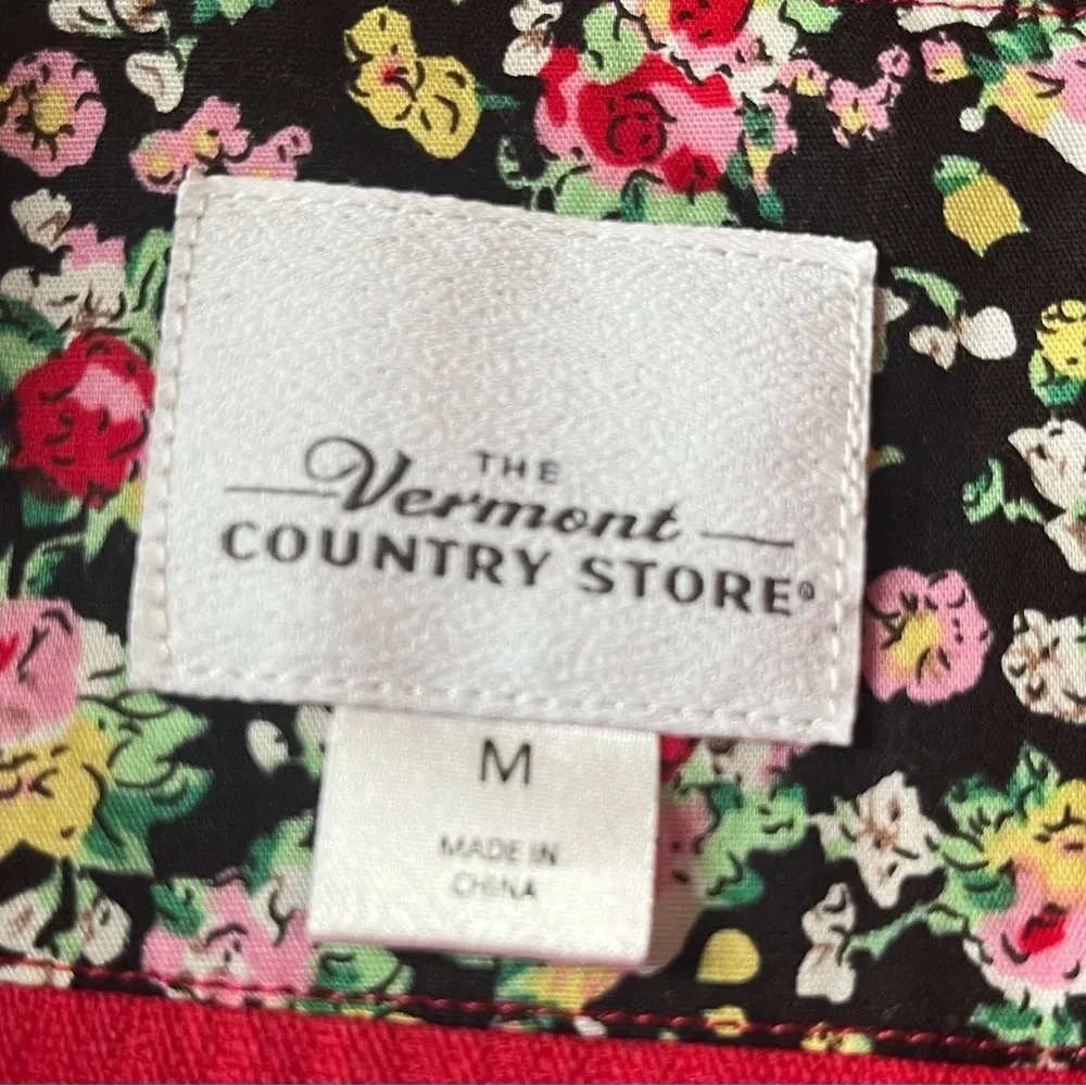 The Vermont Country Store Wide Wale maroon Corduroy Zip Front Vest, Size Medium Red - Image 3