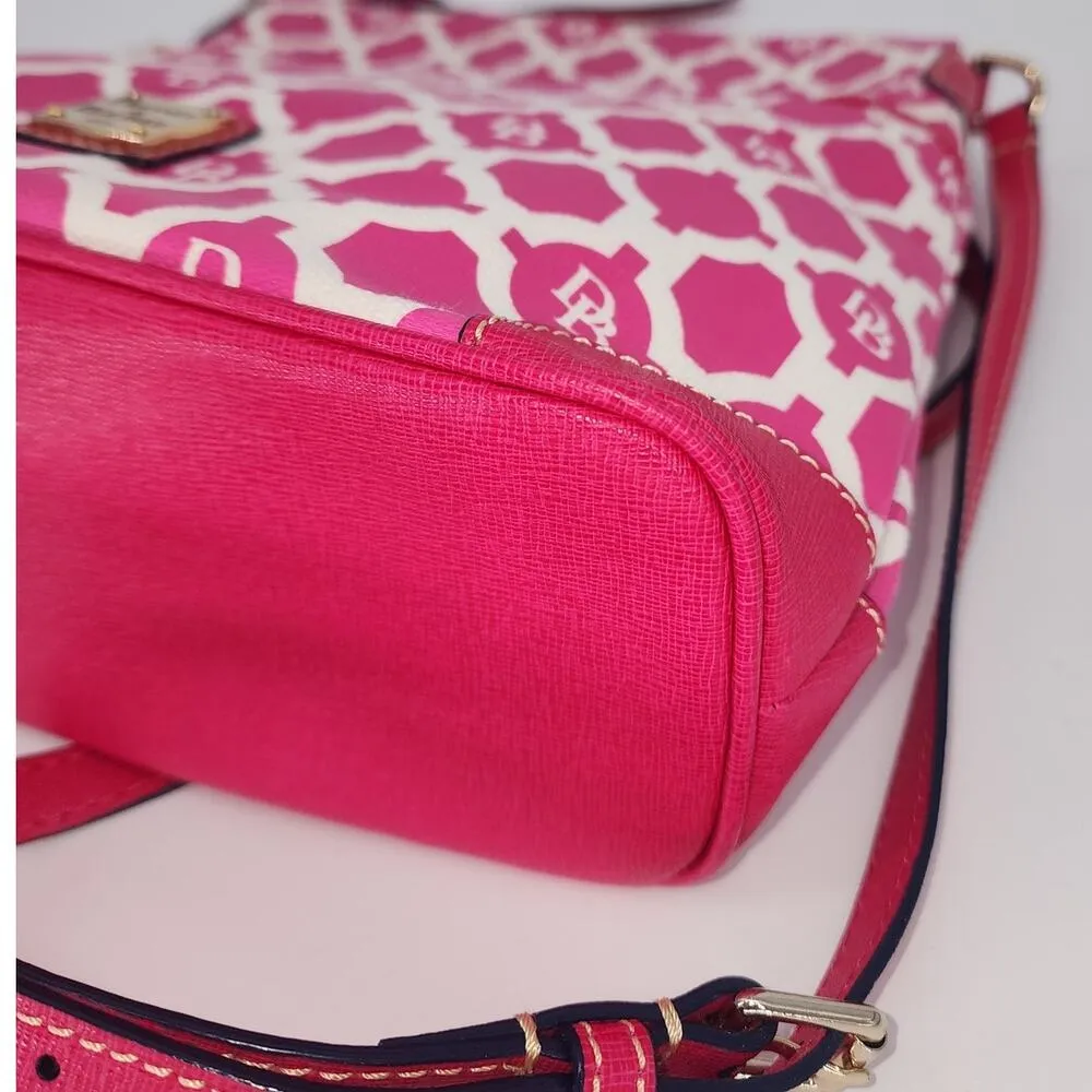Dooney & Bourke Pink & White Geo Print Canvas Crossbody - Image 8