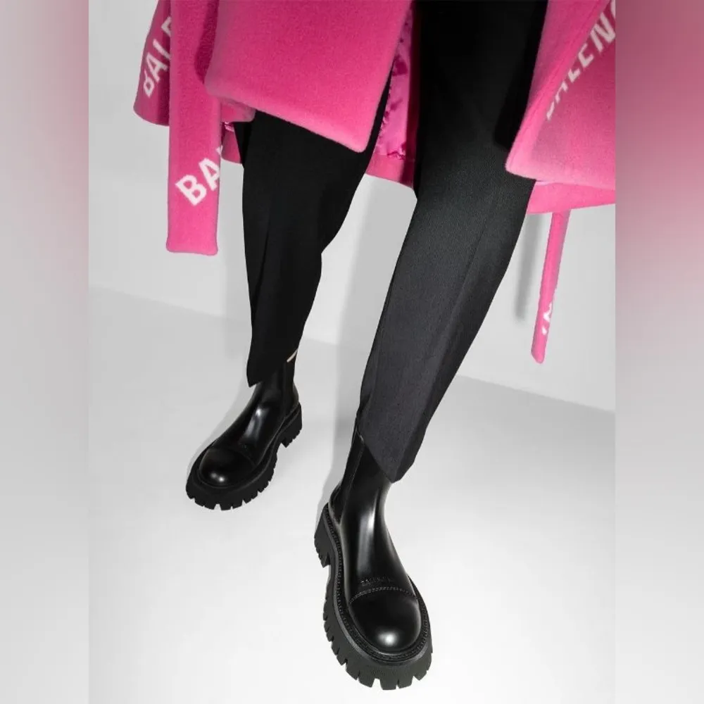 Balenciaga Tractor Boots in Black, Size 41 + DustBag, New in Box SOLD OUT! - Image 3