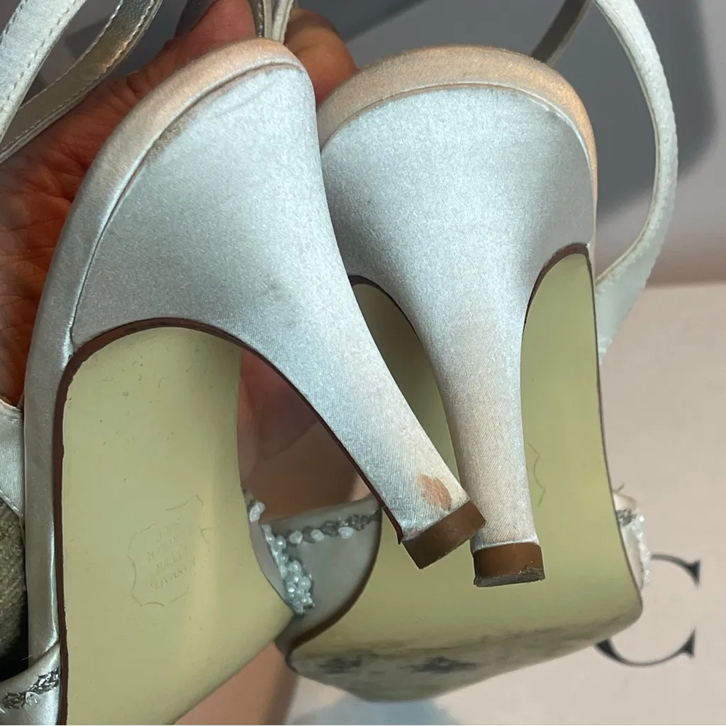 Caparros Vogue Wedding Heels Ivory White  Silk Sz 6.5M Embellished Bridal Shoes - Image 7