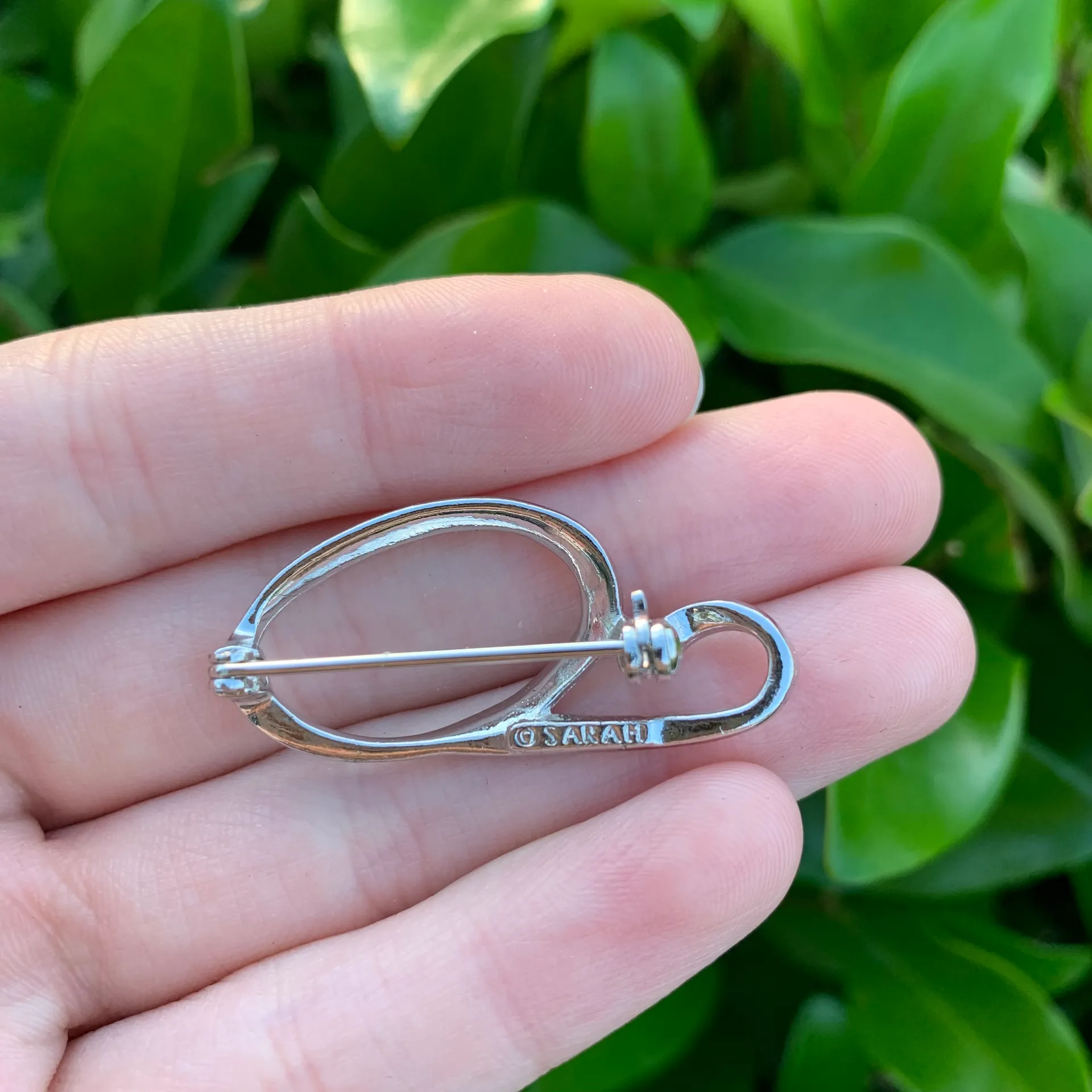 Vintage Sarah Coventry Cursive G Brooch Pin Silver - Image 3